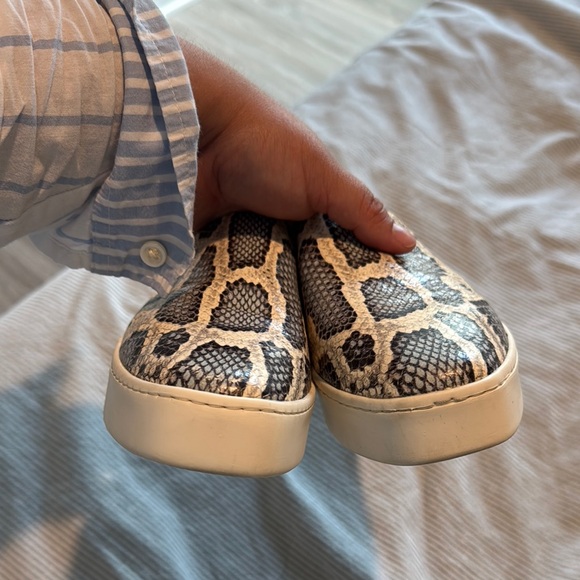 Vince Python Pattern Slip-On Shoes - Picture 5 of 9